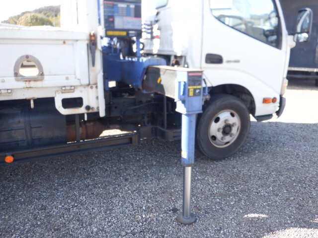 日野デュトロクレーン3段小型（2t・3t）[写真10]