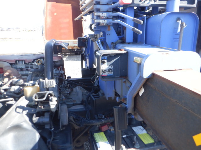 日野デュトロクレーン3段小型（2t・3t）[写真15]