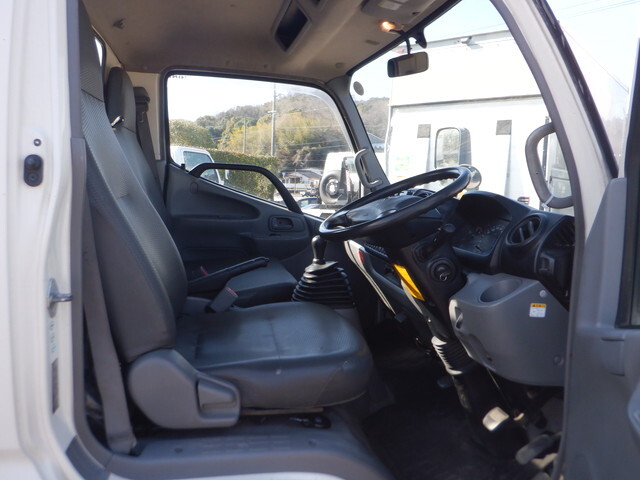 日野デュトロクレーン3段小型（2t・3t）[写真33]