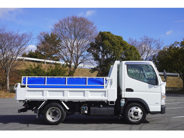 三菱ふそうキャンターダンプ小型（2t・3t）[写真11]