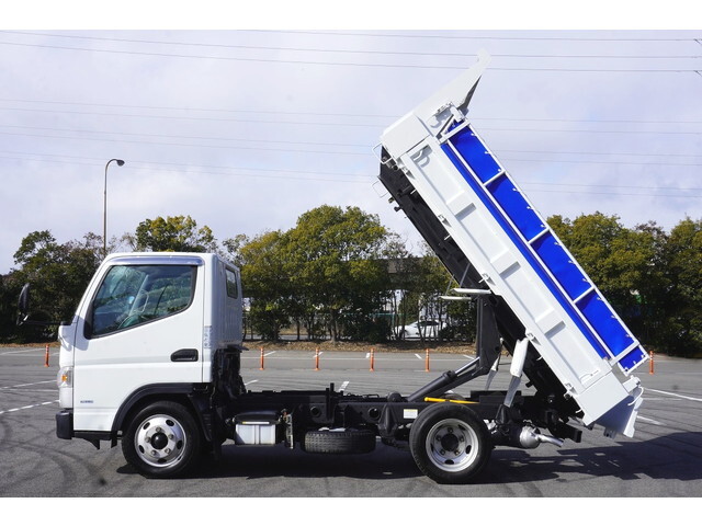 三菱ふそうキャンターダンプ小型（2t・3t）[写真15]