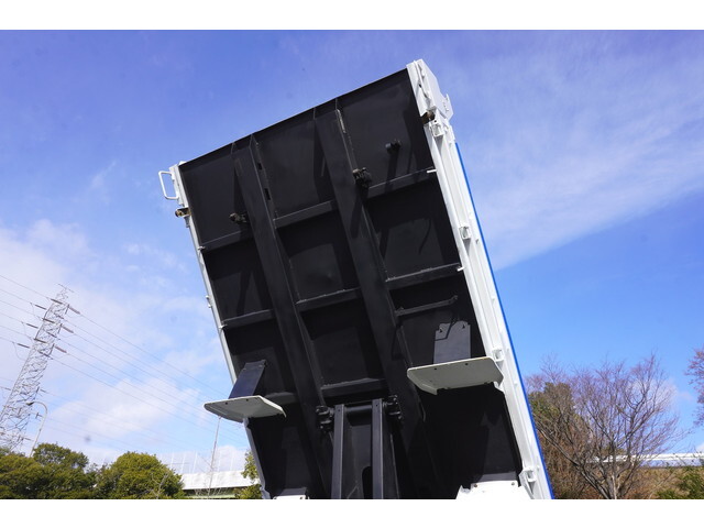 三菱ふそうキャンターダンプ小型（2t・3t）[写真22]