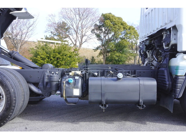 三菱ふそうキャンターダンプ小型（2t・3t）[写真25]