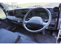 三菱ふそうキャンターダンプ小型（2t・3t）[写真06]