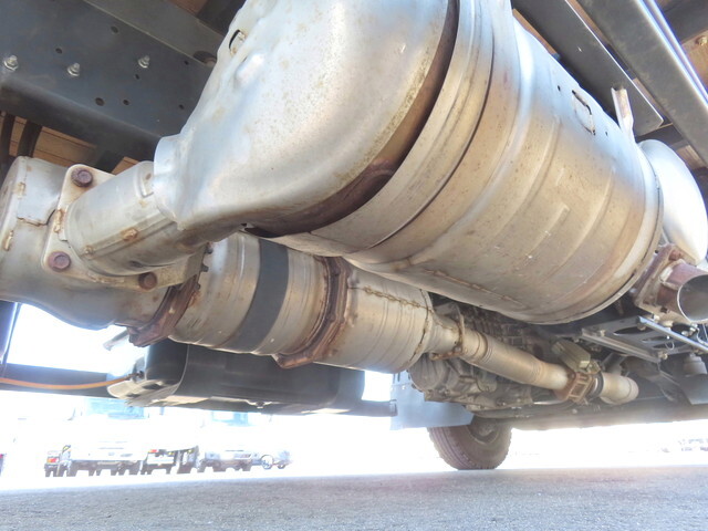 三菱ふそうファイターアルミブロック中型（4t）[写真13]