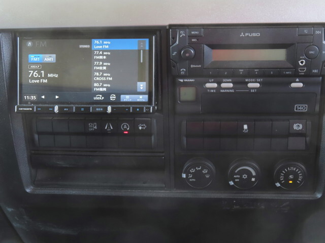 三菱ふそうファイターアルミブロック中型（4t）[写真24]