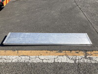 三菱ふそうキャンターセルフクレーン4段小型（2t・3t）[写真17]