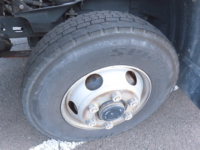 三菱ふそうファイターアルミブロック中型（4t）[写真13]