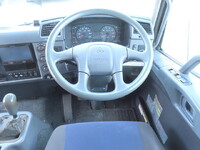 三菱ふそうファイターアルミブロック中型（4t）[写真23]