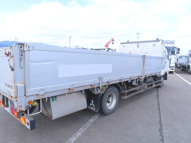 三菱ふそうファイターアルミブロック中型（4t）[写真34]