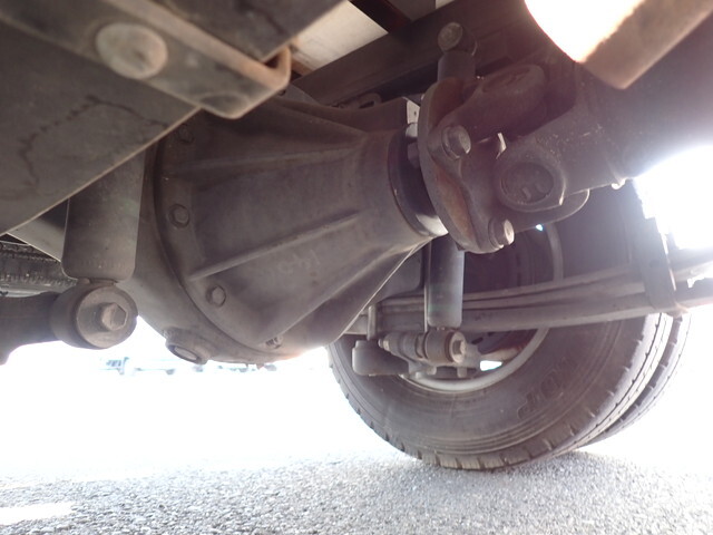 日野デュトロ平ボディ小型（2t・3t）[写真19]