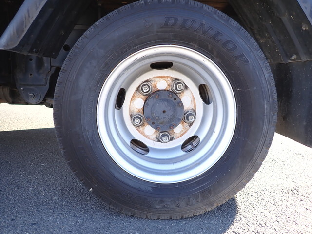 日野デュトロ平ボディ小型（2t・3t）[写真22]