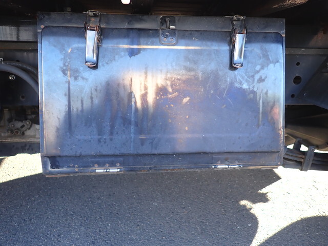 日野デュトロ平ボディ小型（2t・3t）[写真30]