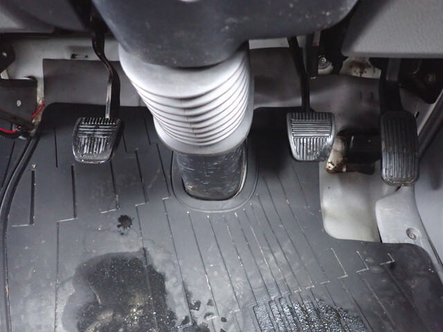 日野デュトロダブルキャブ（Wキャブ）小型（2t・3t）[写真26]