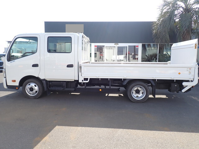 日野デュトロダブルキャブ（Wキャブ）小型（2t・3t）[写真04]