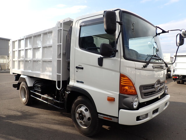 日野レンジャー深ダンプ（土砂禁ダンプ）2015年(平成27年)TKG-FC9JCAP