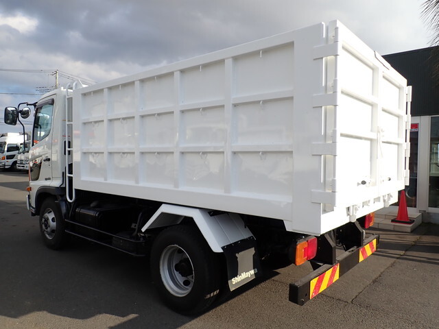 日野レンジャー深ダンプ（土砂禁ダンプ）中型（4t）[写真02]