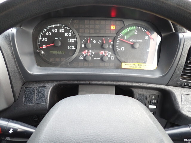 日野レンジャー深ダンプ（土砂禁ダンプ）中型（4t）[写真34]