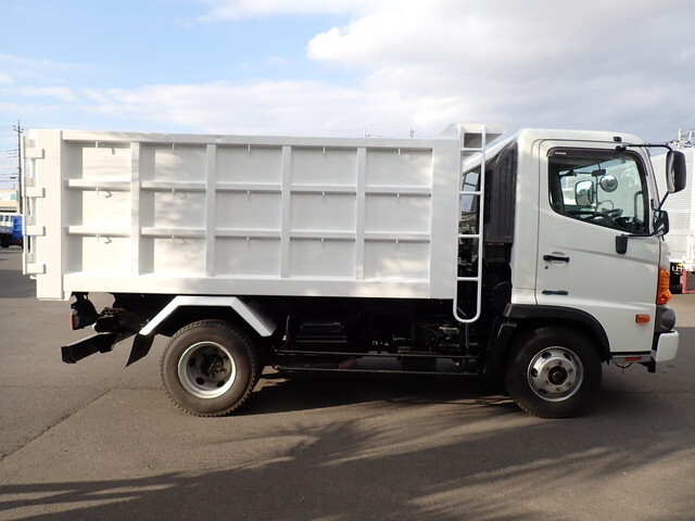 日野レンジャー深ダンプ（土砂禁ダンプ）中型（4t）[写真05]