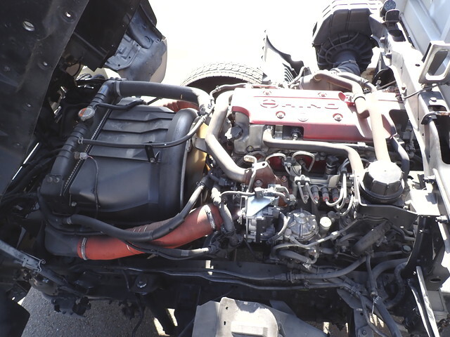 日野レンジャーアルミウイング中型（4t）[写真38]