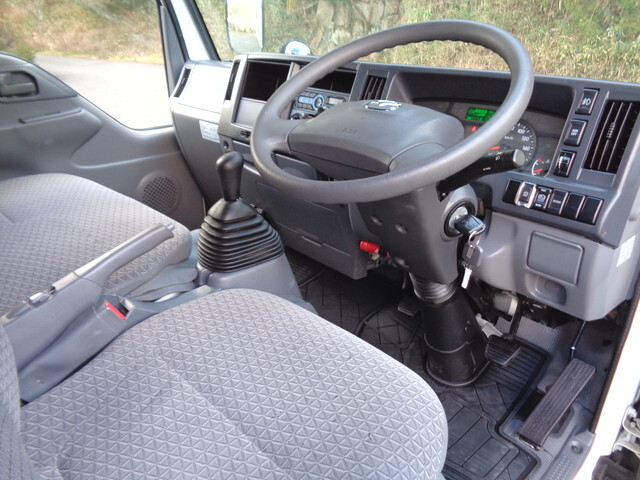 マツダタイタンダブルキャブ（Wキャブ）小型（2t・3t）[写真26]