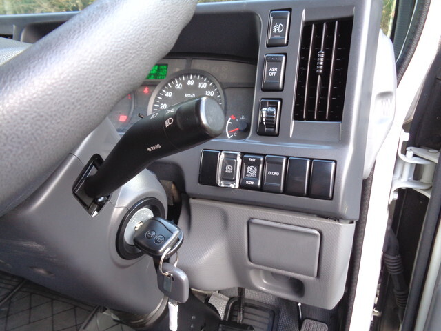 マツダタイタンダブルキャブ（Wキャブ）小型（2t・3t）[写真37]