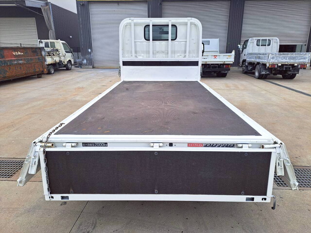 日野デュトロ平ボディ小型（2t・3t）[写真15]