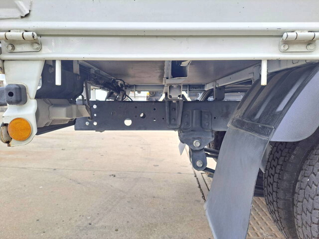 日野デュトロ平ボディ小型（2t・3t）[写真16]