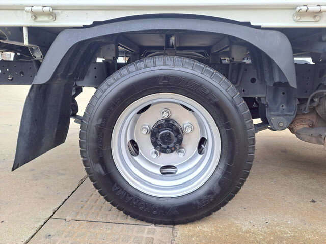 日野デュトロ平ボディ小型（2t・3t）[写真17]