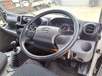 日野デュトロ平ボディ小型（2t・3t）[写真10]