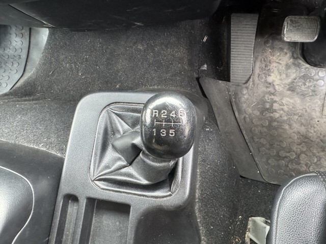 三菱ふそうファイターアルミウイング中型（4t）[写真08]