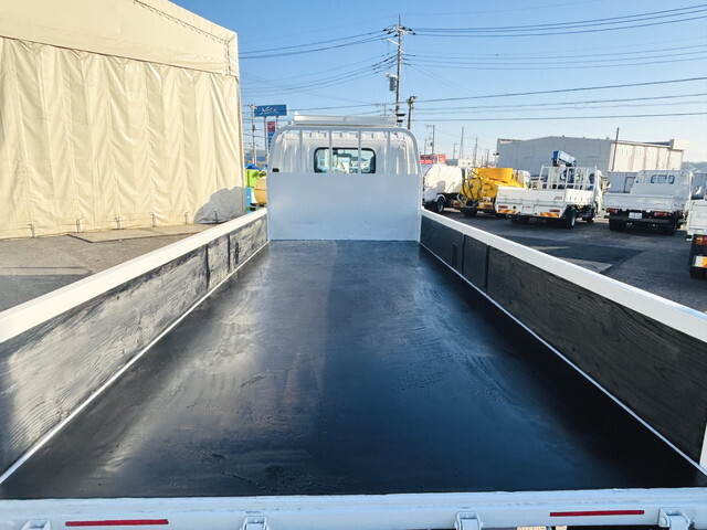 いすゞエルフ平ボディ小型（2t・3t）[写真09]