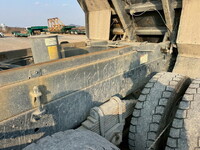 UDトラックスクオンダンプ大型（10t）[写真34]