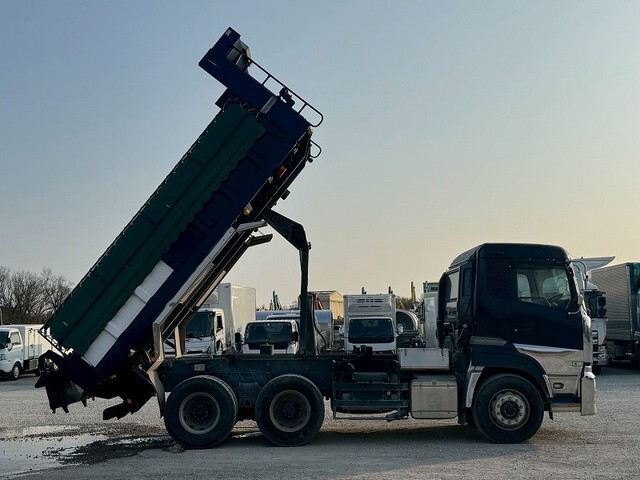 UDトラックスクオンダンプ大型（10t）[写真06]