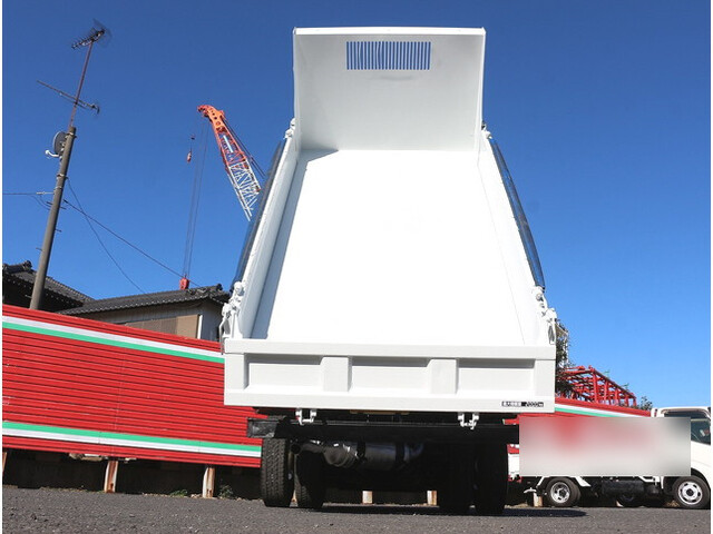 三菱ふそうキャンターダンプ小型（2t・3t）[写真17]