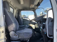 いすゞフォワード冷凍車（冷蔵車）中型（4t）[写真35]