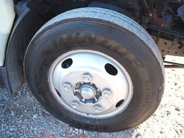 いすゞエルフクレーン3段小型（2t・3t）[写真15]