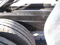 いすゞエルフクレーン3段小型（2t・3t）[写真31]