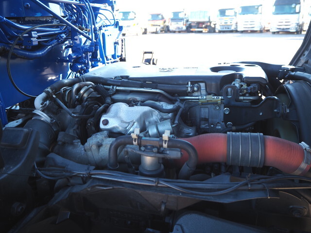 いすゞエルフクレーン3段小型（2t・3t）[写真36]