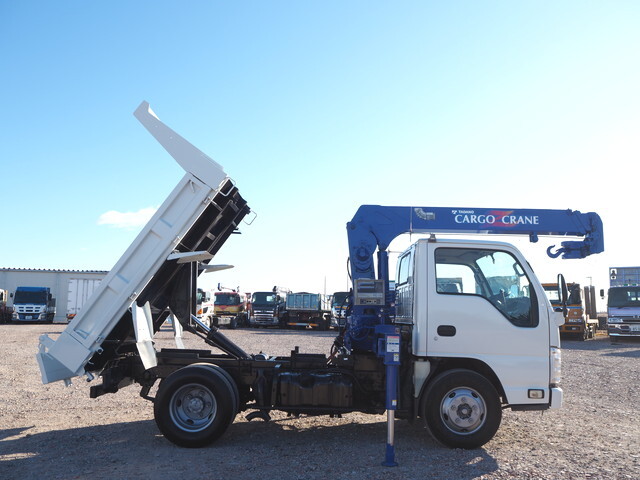 いすゞエルフクレーン3段小型（2t・3t）[写真06]