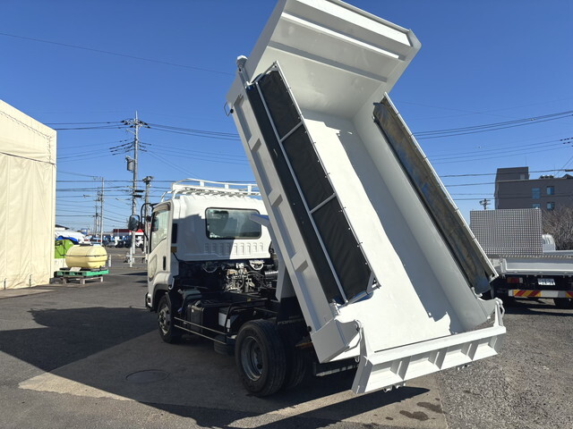 いすゞフォワードダンプ中型（4t）[写真02]