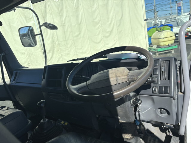 いすゞフォワードダンプ中型（4t）[写真30]