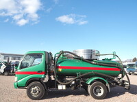 日野デュトロバキュームカー小型（2t・3t）[写真04]