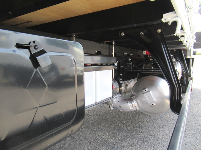 三菱ふそうファイタークレーン4段中型（4t）[写真17]