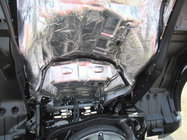 三菱ふそうファイタークレーン4段中型（4t）[写真23]