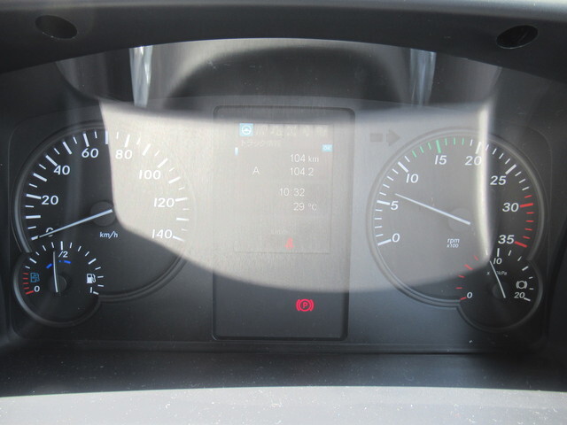 三菱ふそうファイタークレーン4段中型（4t）[写真25]