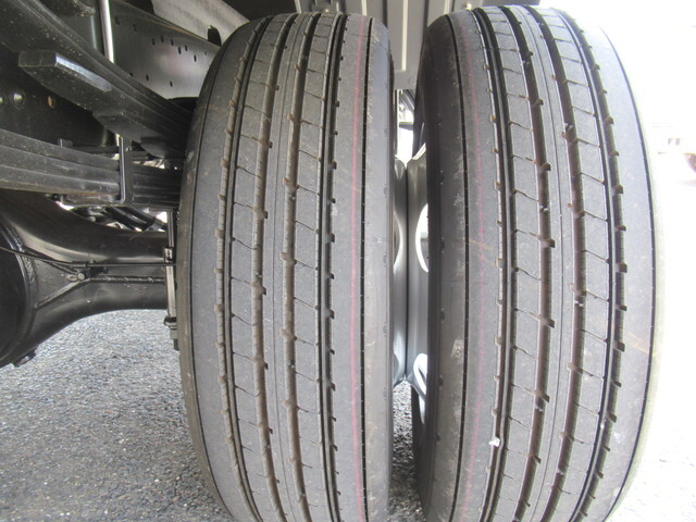 三菱ふそうファイタークレーン4段中型（4t）[写真34]