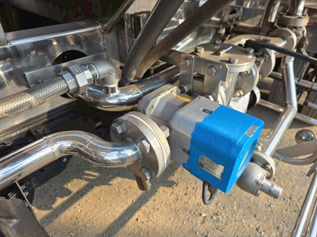 日野レンジャータンク車（タンクローリー）中型（4t）[写真10]