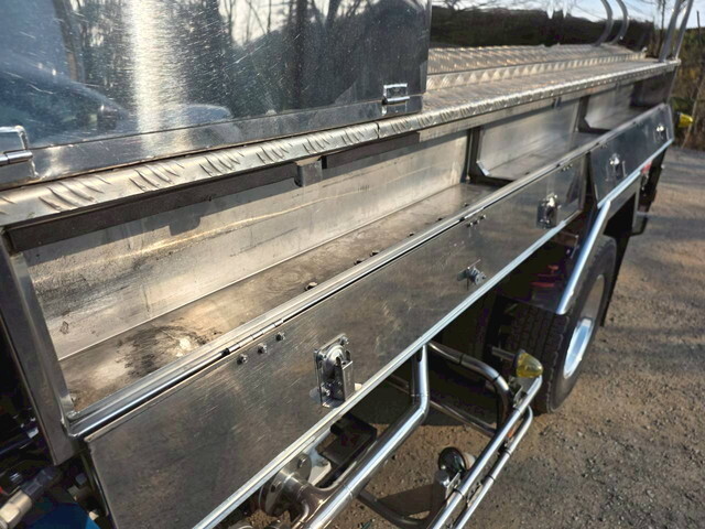 日野レンジャータンク車（タンクローリー）中型（4t）[写真13]