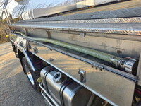 日野レンジャータンク車（タンクローリー）中型（4t）[写真15]